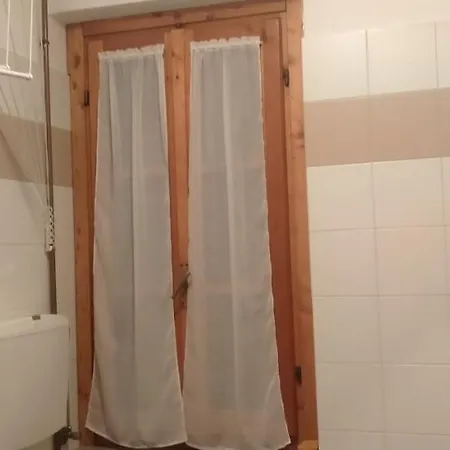 Apartment Mono Locale Carenno